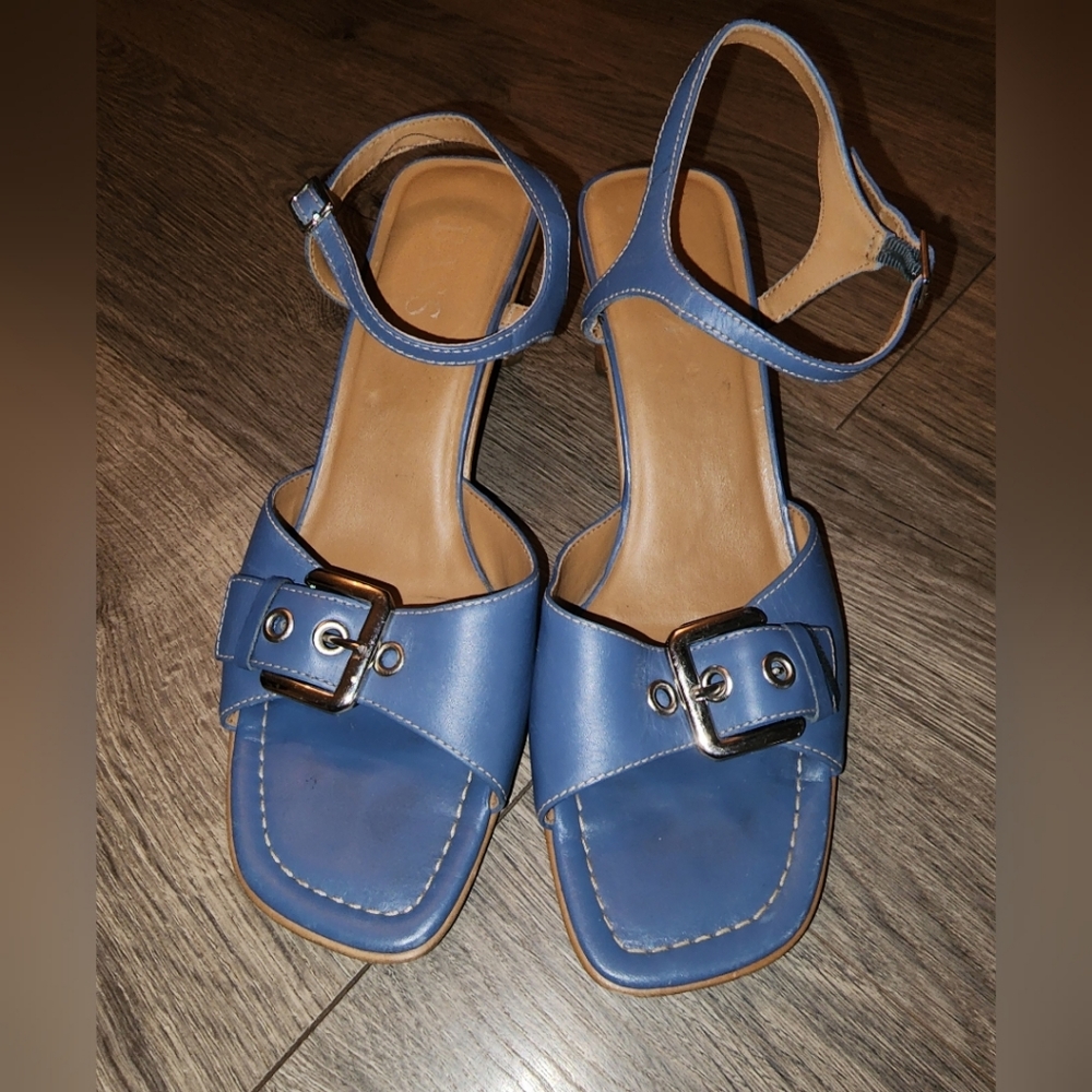 BASS y2k buckle heels